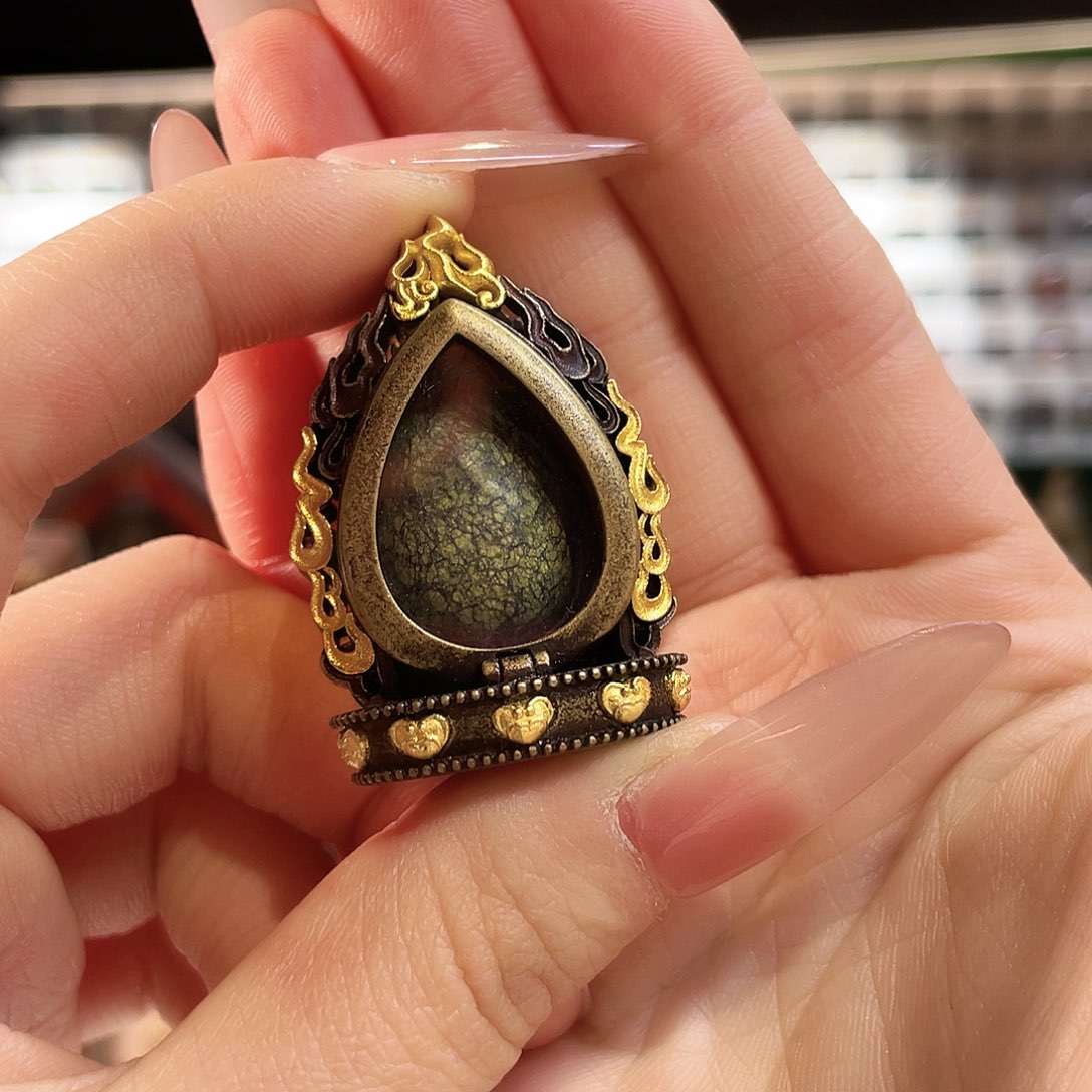 2*日配饰配饰配饰配饰