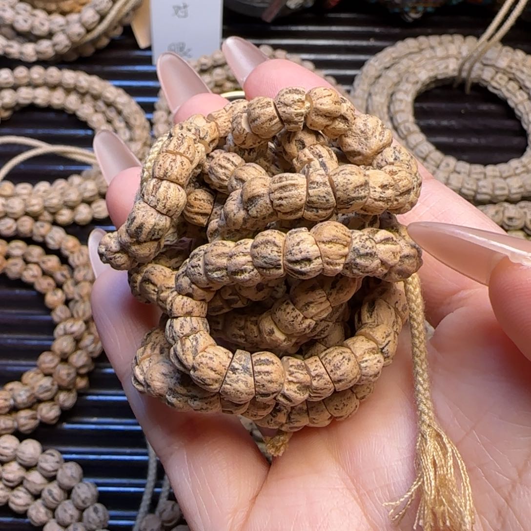 柏香籽/百香籽吊坠