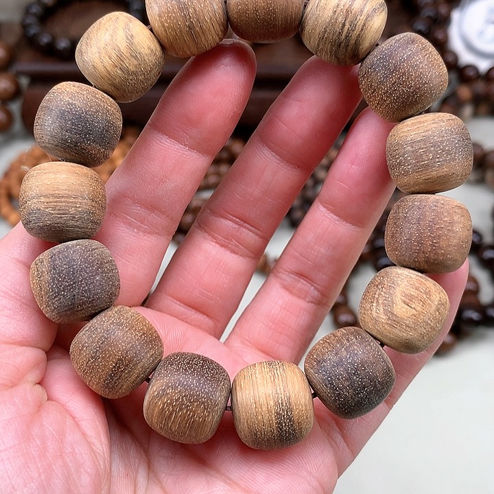 【闪购商品】贡木其他15*16绿虎皮纹粗磨