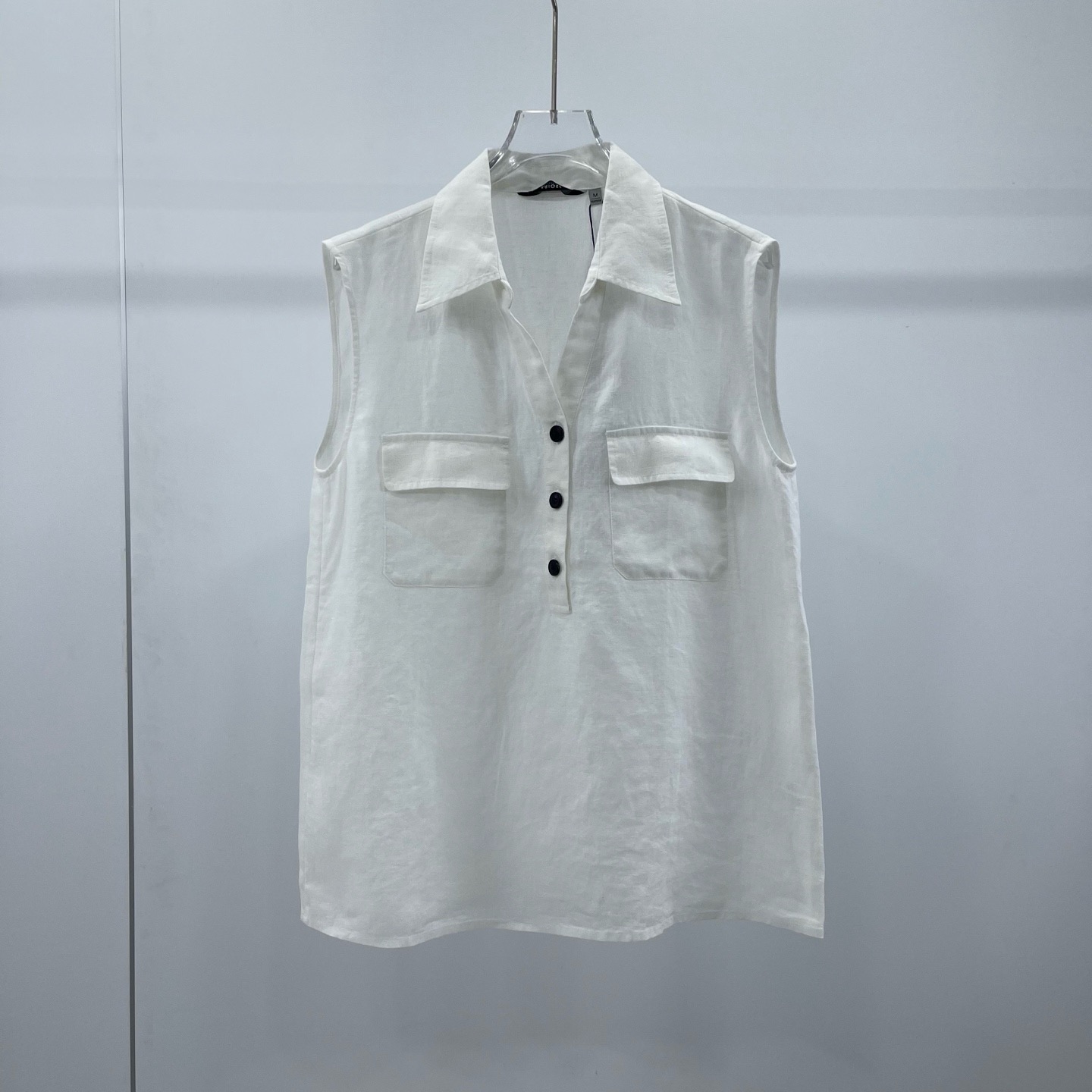 艾家商场同款5032艾家25时尚简约气质无袖衬衫