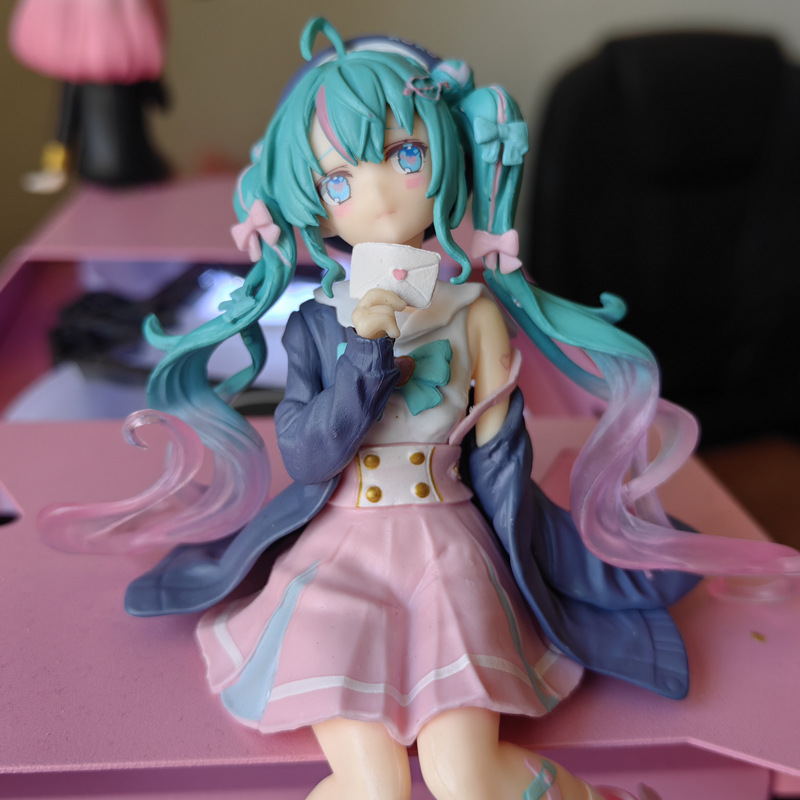 二次元初音未来手办水手服初音压泡面动漫模型车载摆件工厂直供