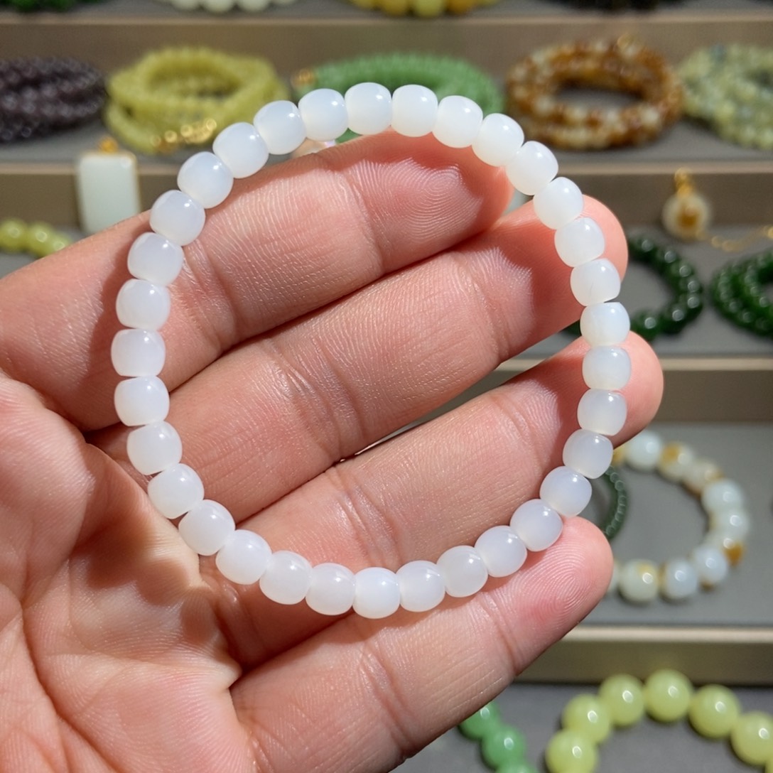 和田玉手链未镶嵌