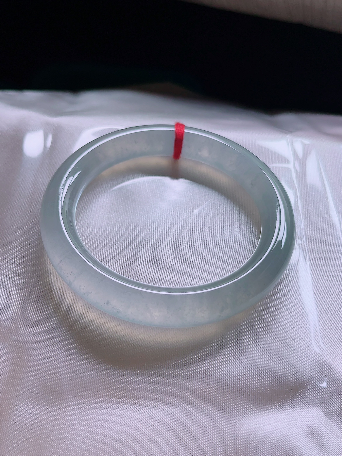 天然缅甸A货纯天然翡翠 正品女款时尚白月光51.3圈圆条手镯