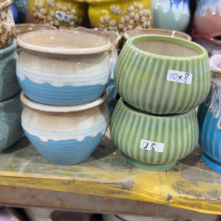 凑9块包邮，有孔，陶瓷花盆