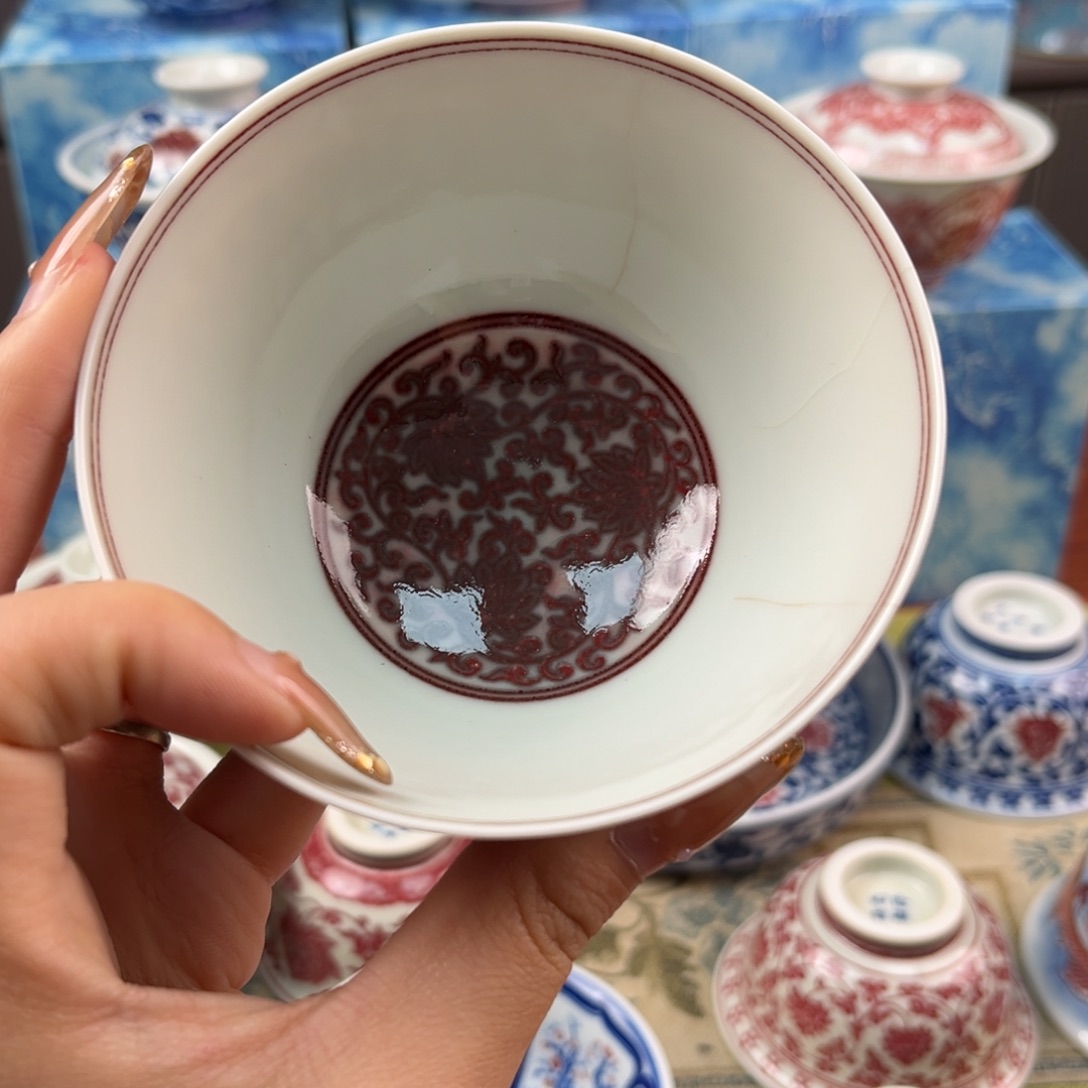 瓷片晴*：景德镇陶瓷艺术研究院