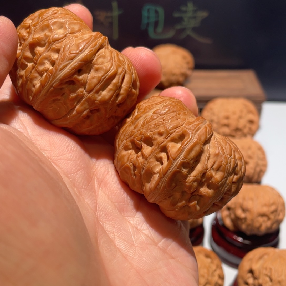 文玩核桃把件平谷元宝45全品