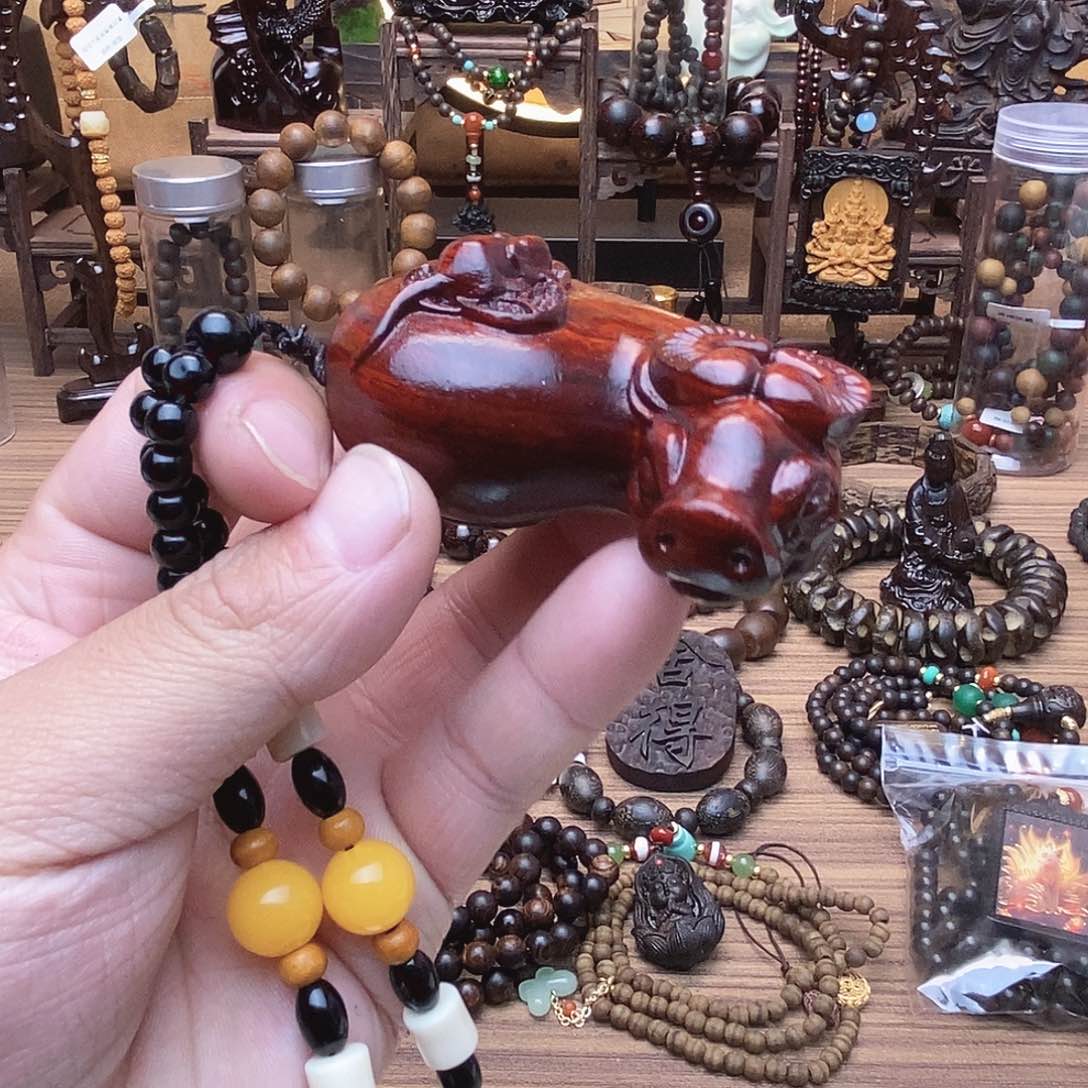 滴血莲花菩提手串