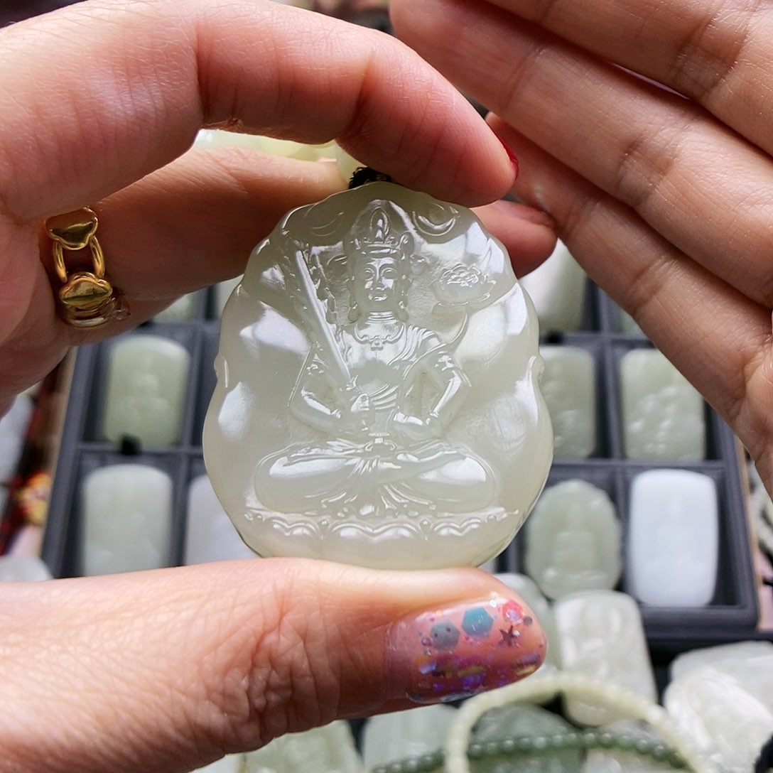 和田玉颈饰未镶嵌用****8