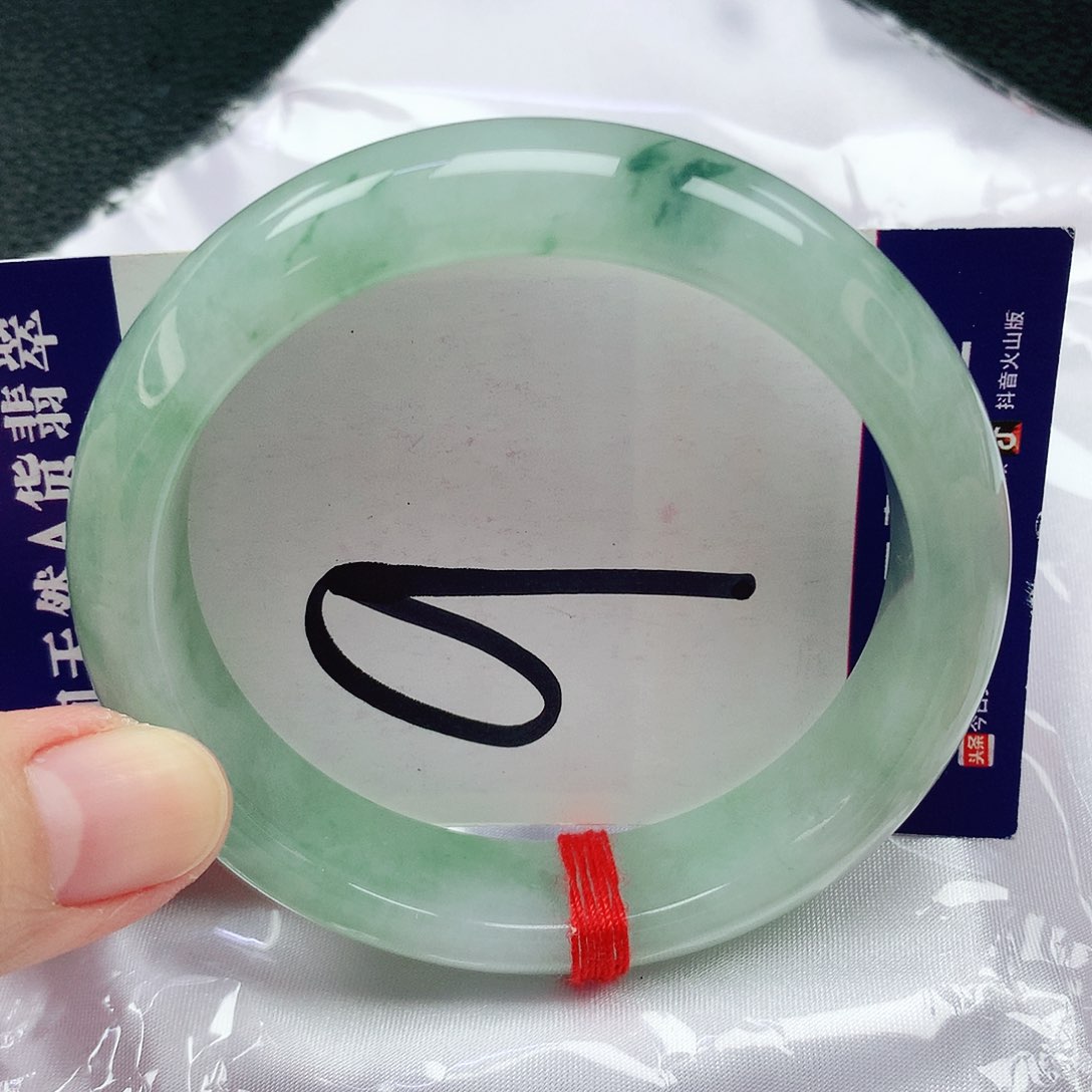 翡翠手镯未镶嵌缅甸天然A货翡翠