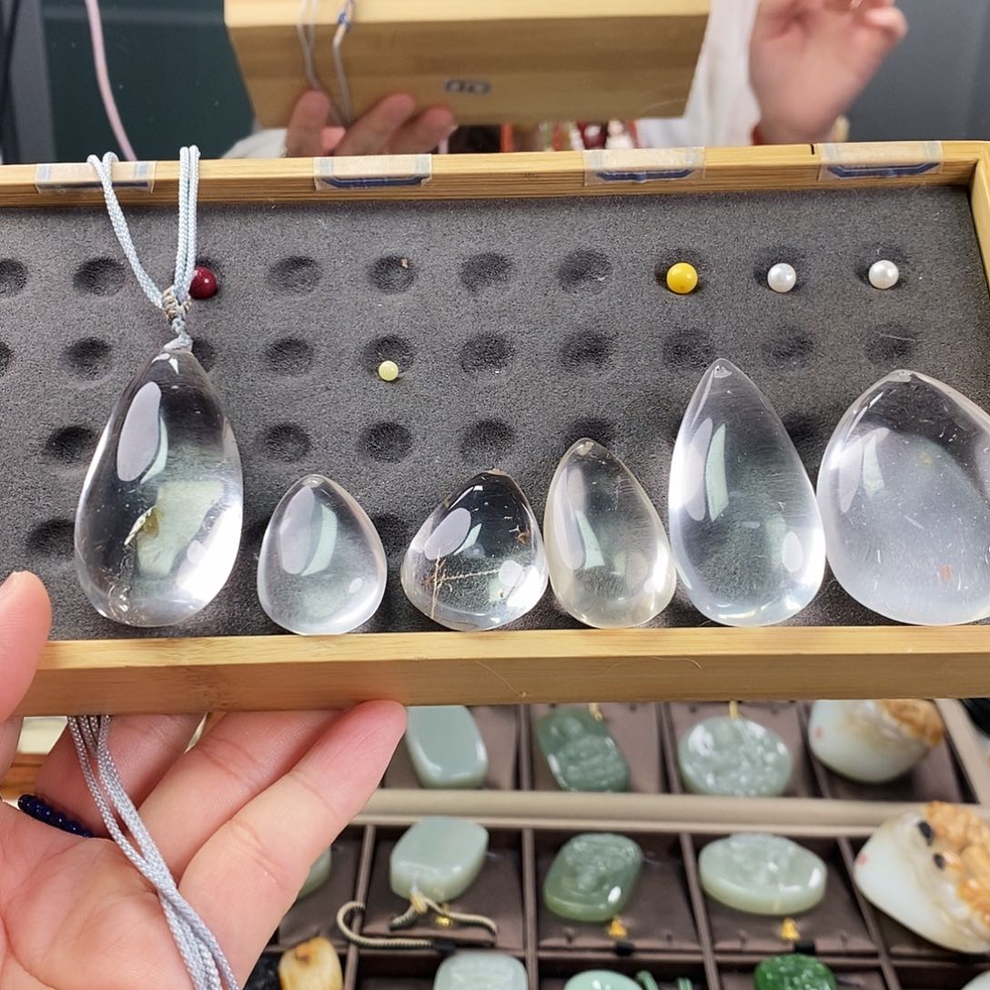 未镶嵌颈饰紫晶水晶块