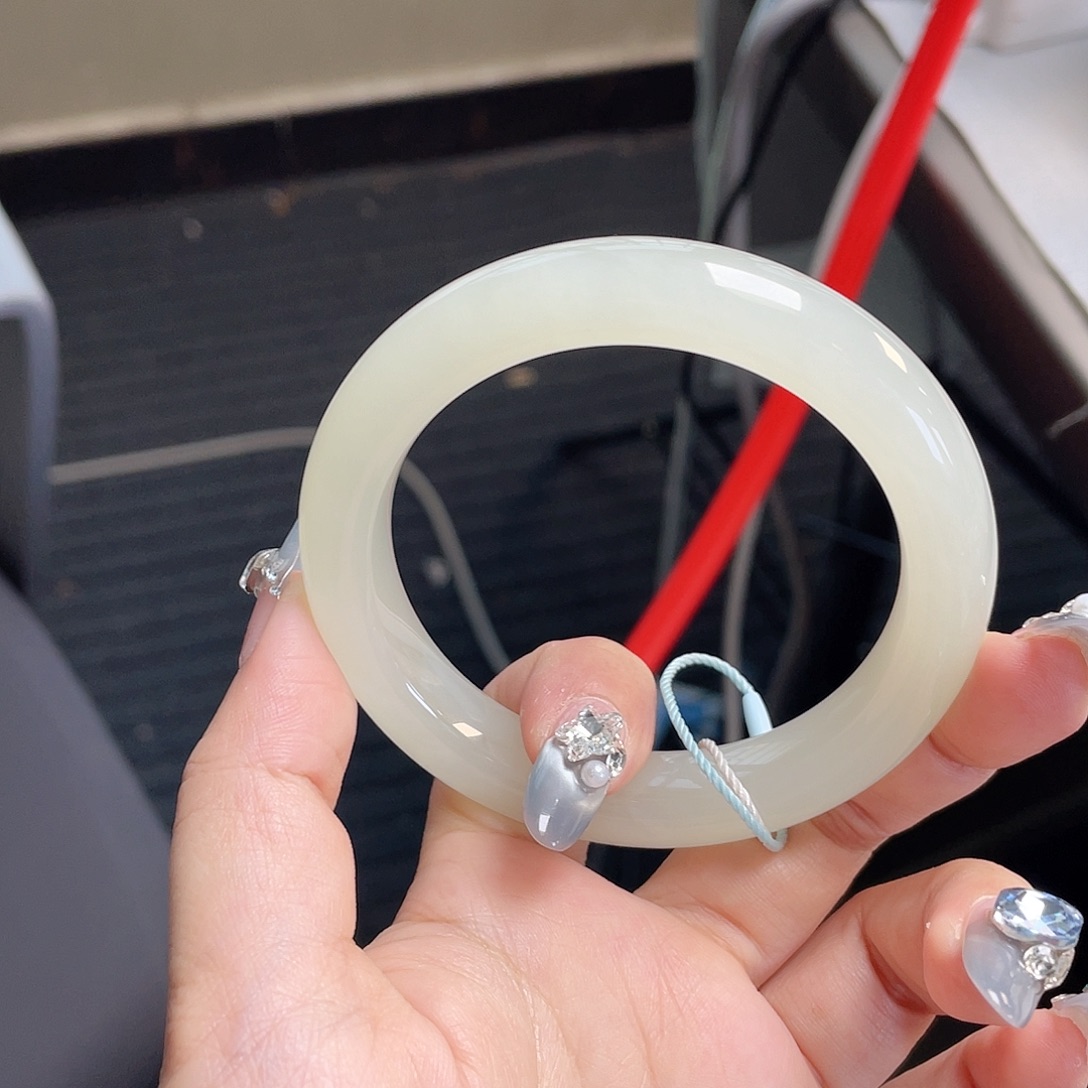 和田玉未镶嵌手镯冰荔枝，冰透带猫光，无包容老料捡漏