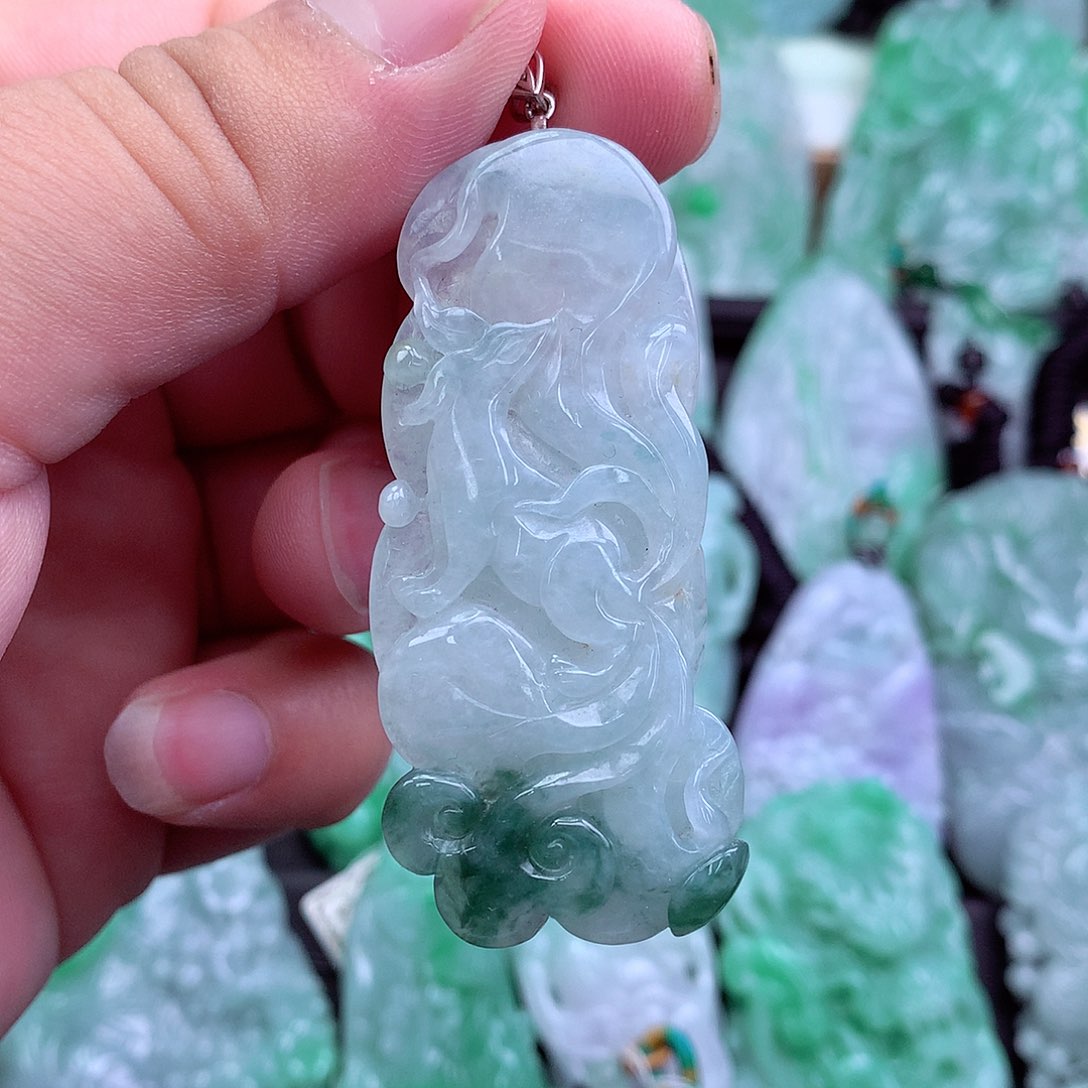 翡翠吊坠(不含链)未镶嵌