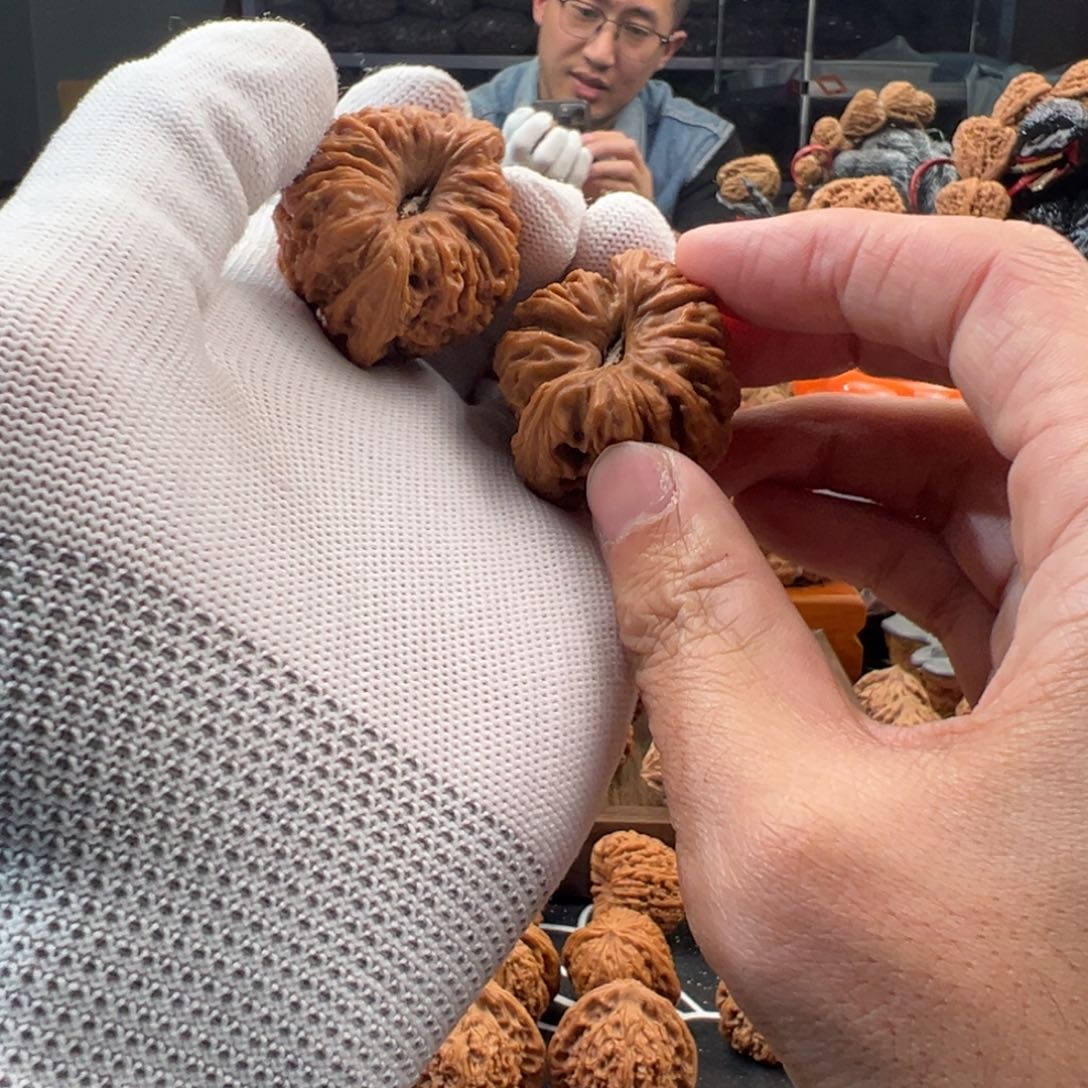 大***路吊坠文玩核桃对卷凹底团子