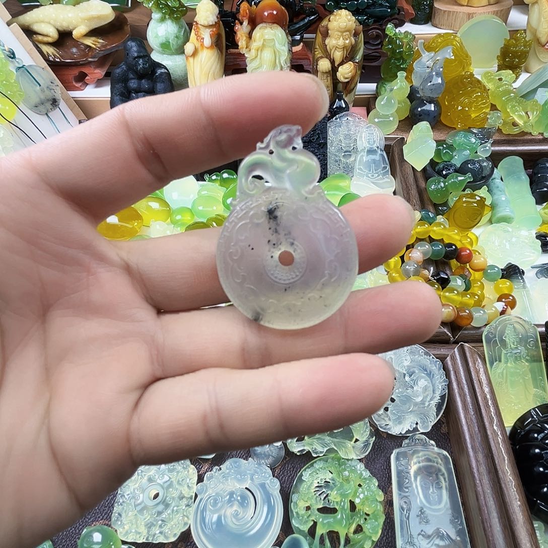 岫玉未镶嵌吊坠(不含链)
