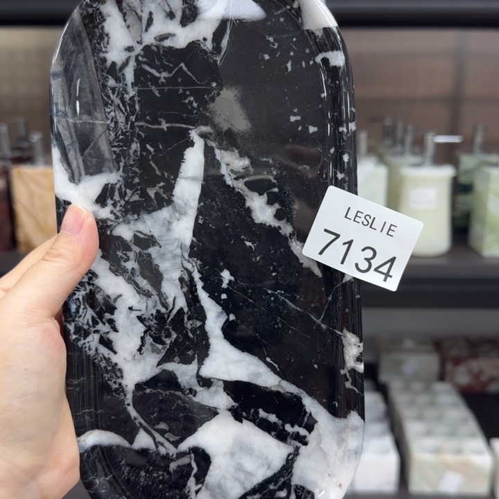 L。7134。。。。。。。。。福利