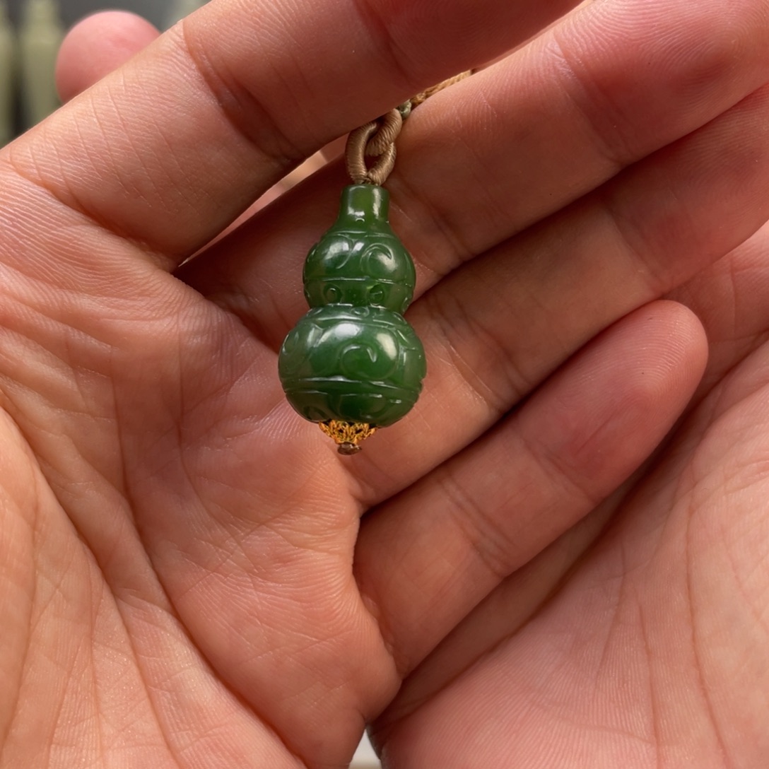 未镶嵌和田玉挂件