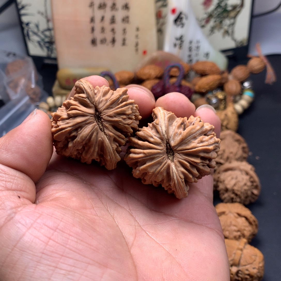 橘***o把件文玩核桃四座楼