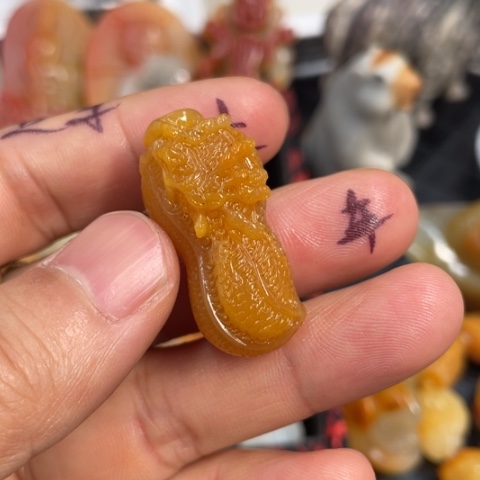 【闪购商品】石英质玉（黄龙玉）未镶嵌吊坠(不含链)