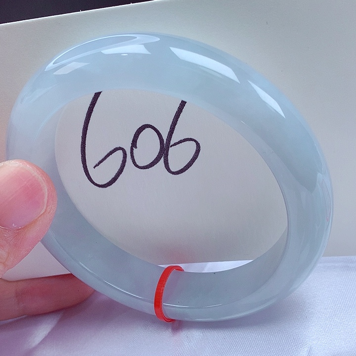 翡翠未镶嵌手镯翡翠