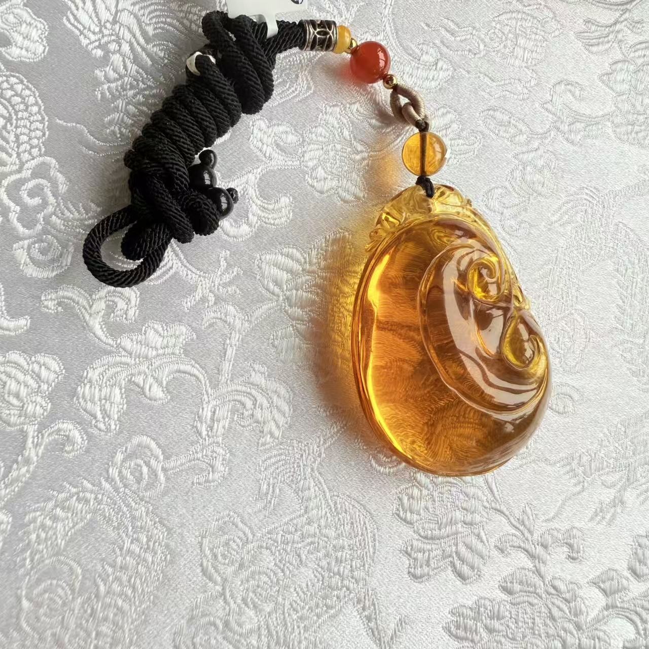 天然金蓝珀如意吊坠