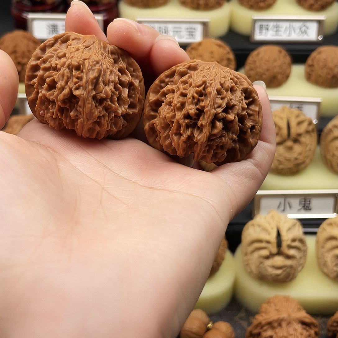 文玩核桃把件满天星41全品907