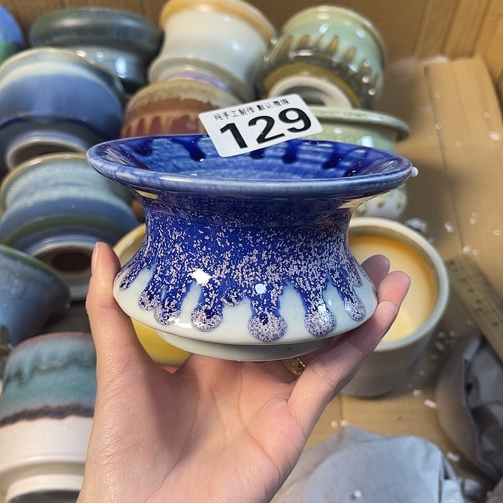 陶瓷盆。    口8.5