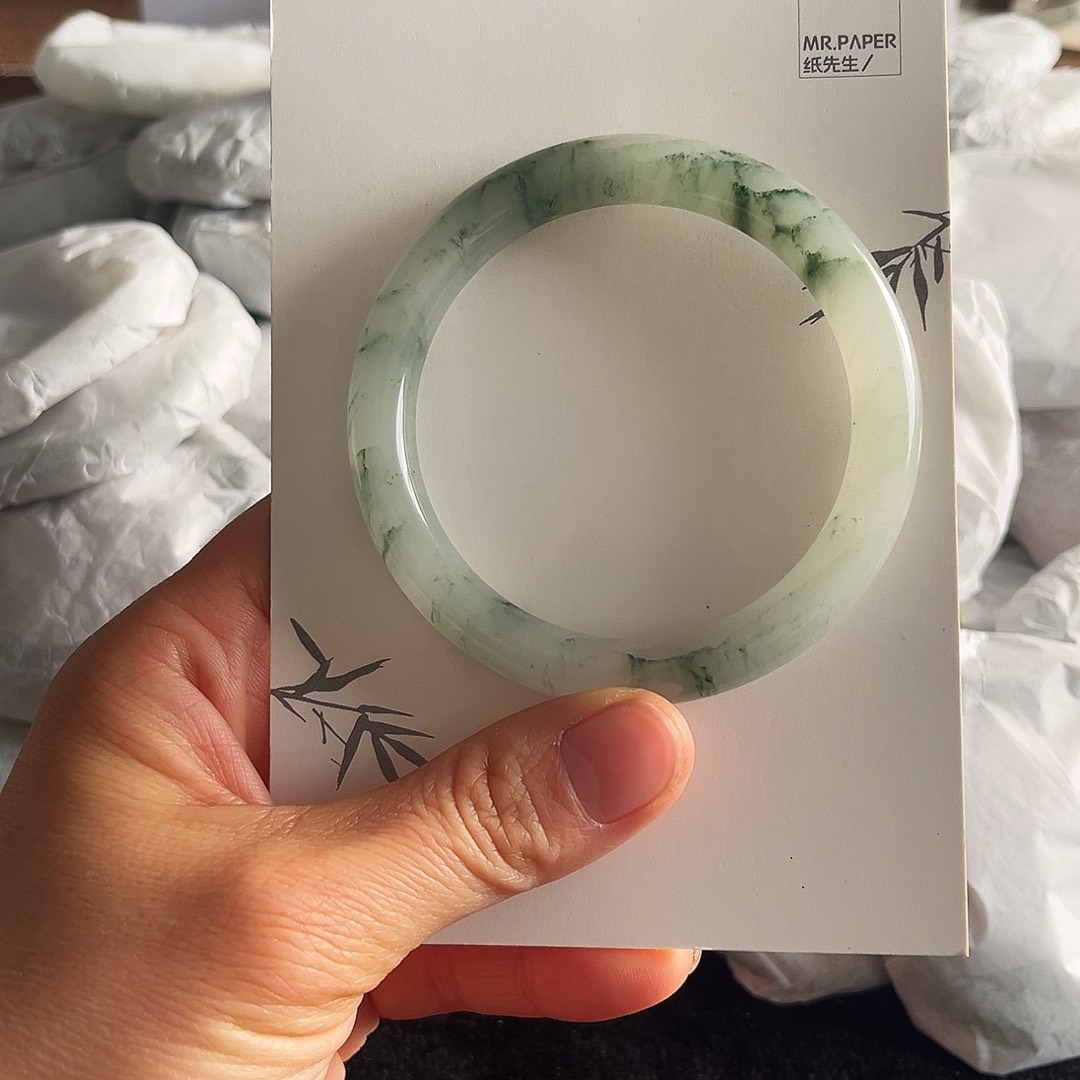 未镶嵌手镯石英质玉3