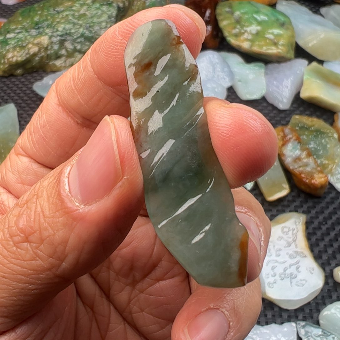 翡翠裸石缅甸翡翠