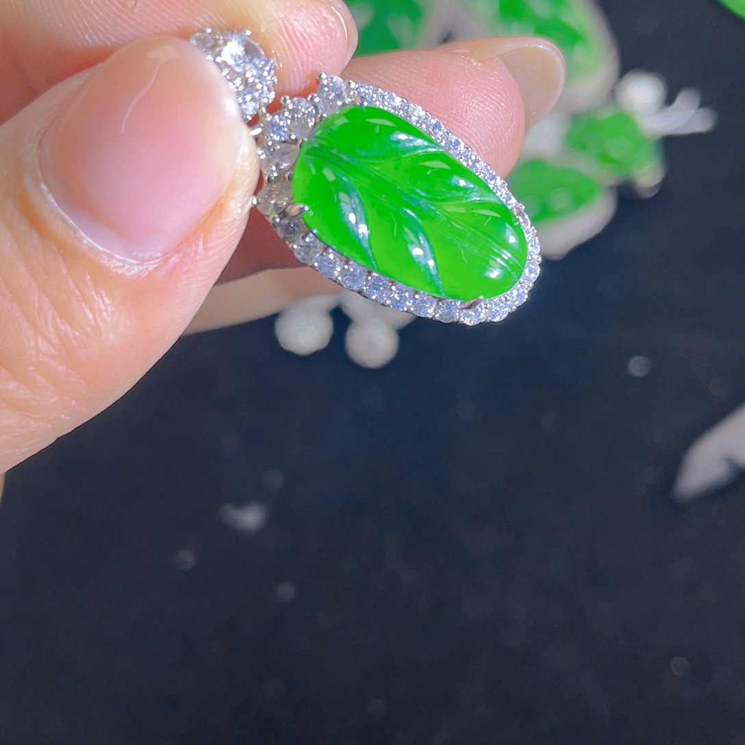 翡翠吊坠(不含链)银S925镶嵌