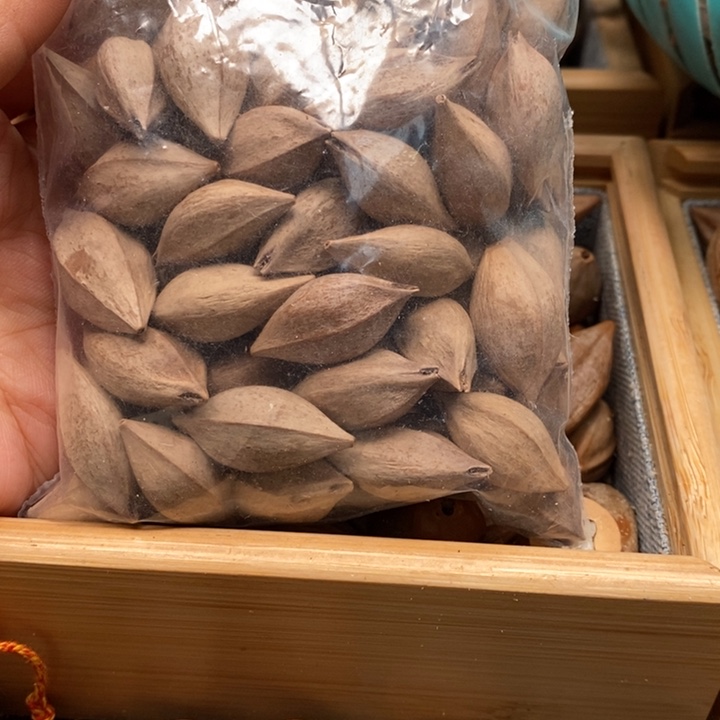 吊坠橄榄核品**鱼橄榄油和