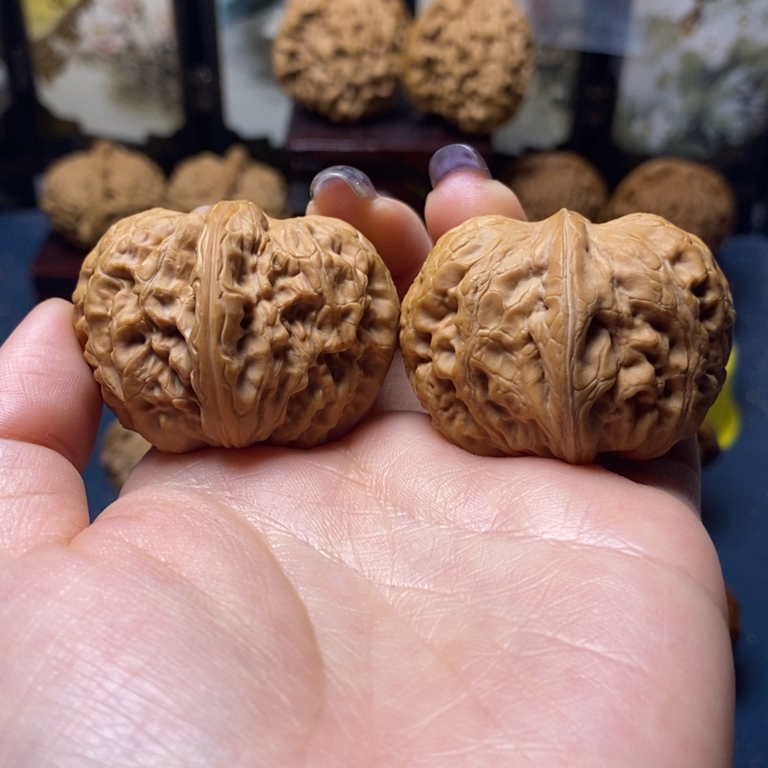 文玩核桃吊坠元宝41尺07