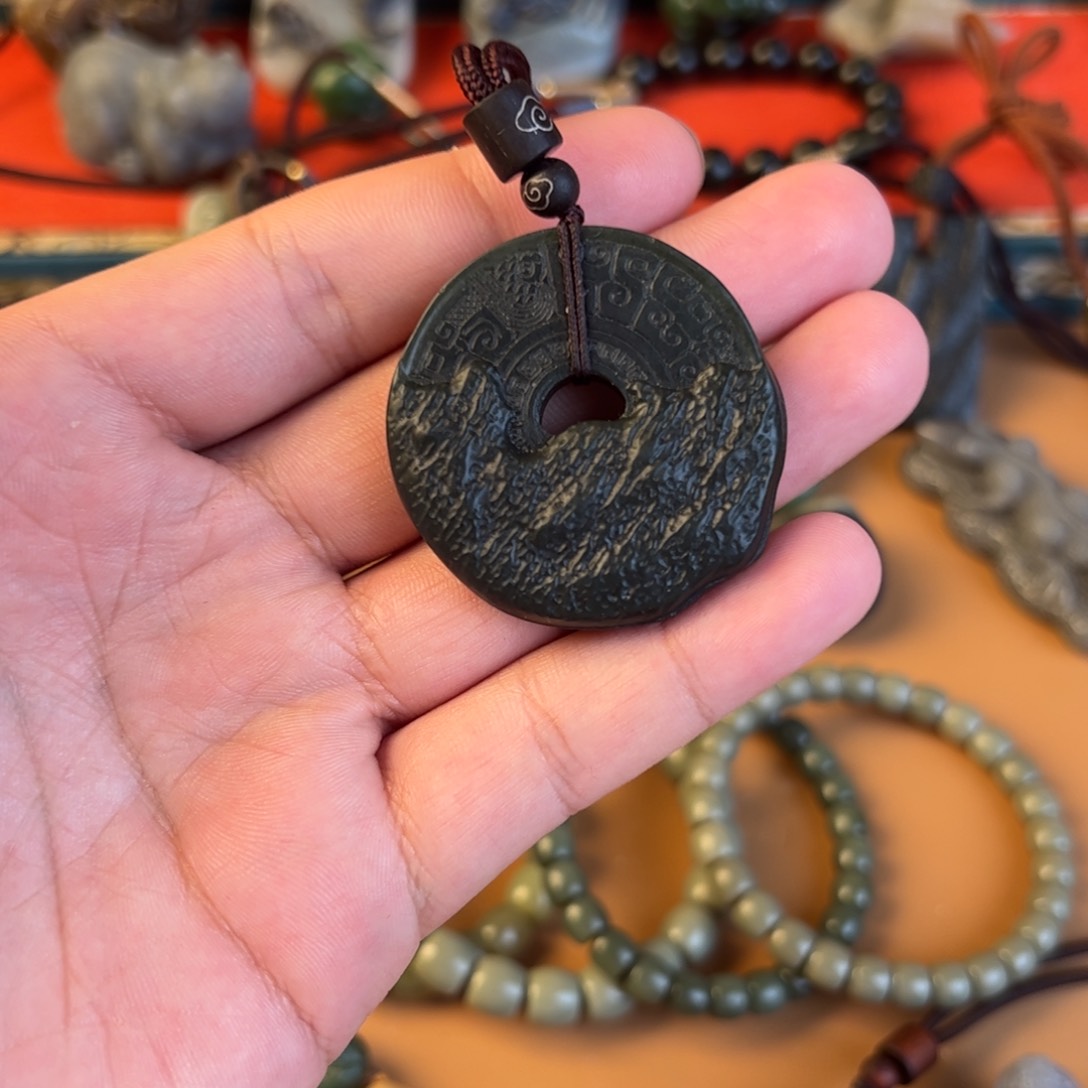 和田玉手链未镶嵌嘟*