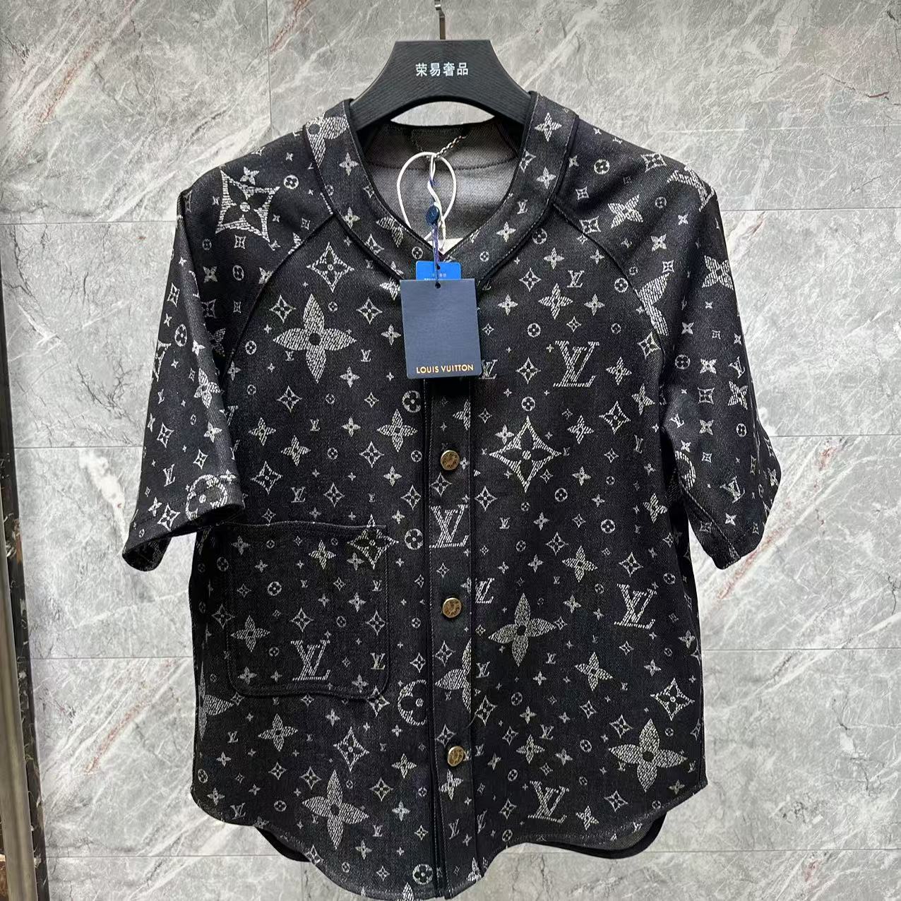 未使用 LouisVuitton/路易威登 黑色刺绣满印牛仔短袖外套/M码