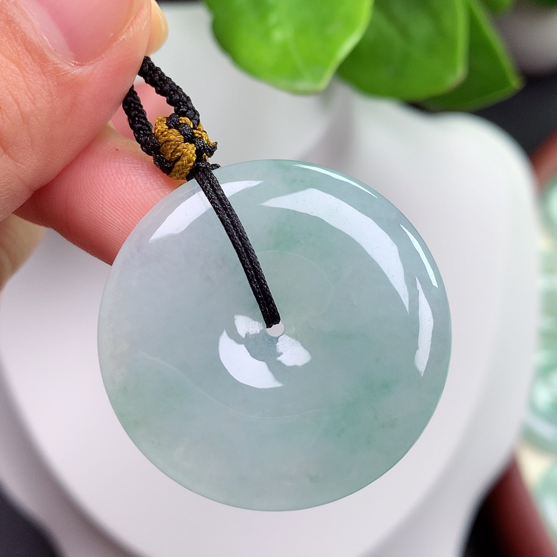 翡翠未镶嵌颈饰平安扣 34.5x5.7mm