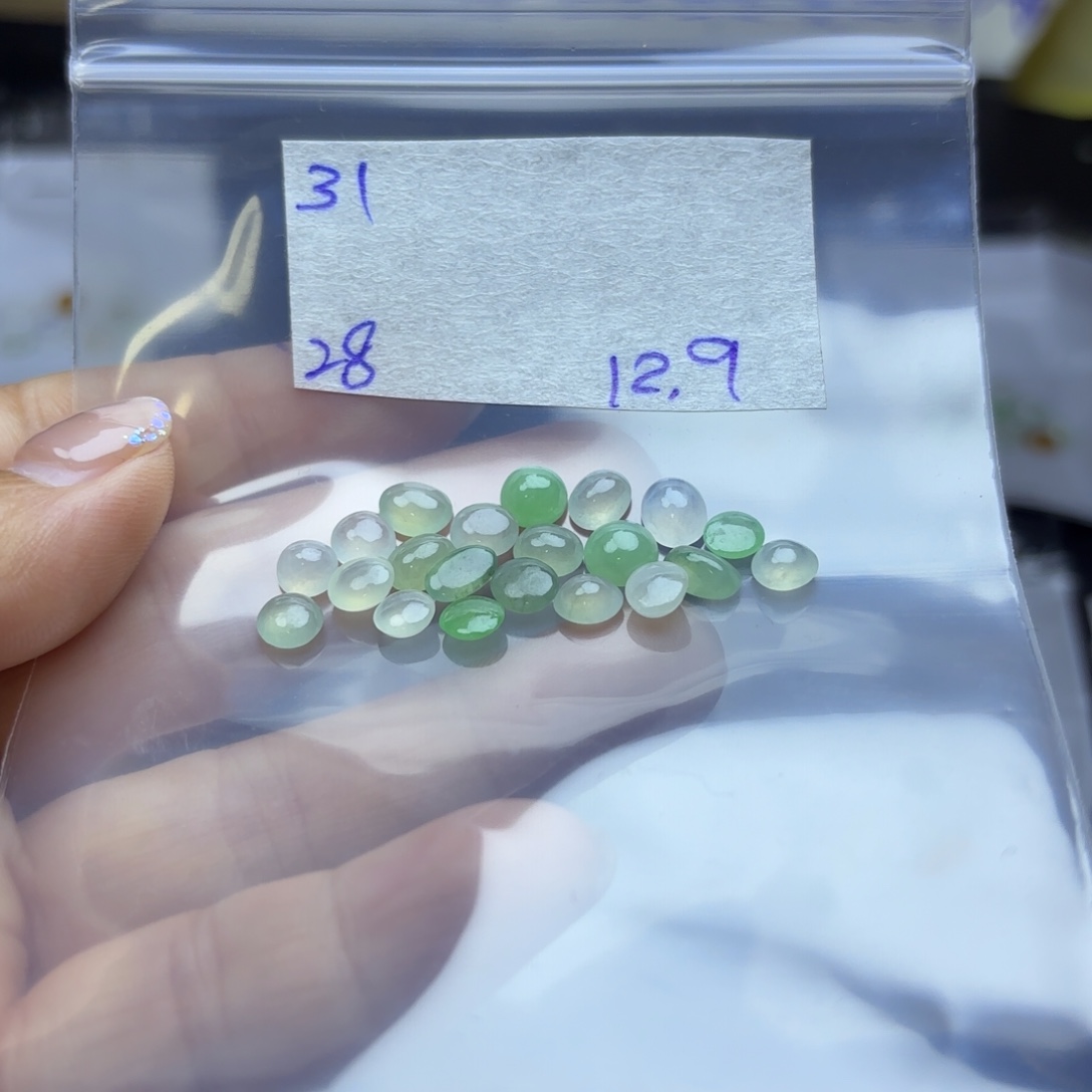 定制翡翠未镶嵌不退