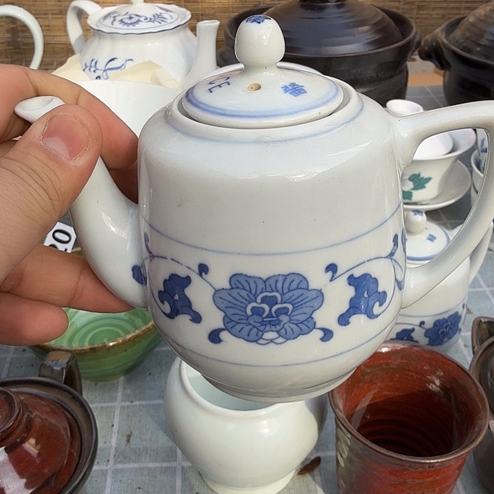 龙***小茶盏陶瓷盘子啥都有