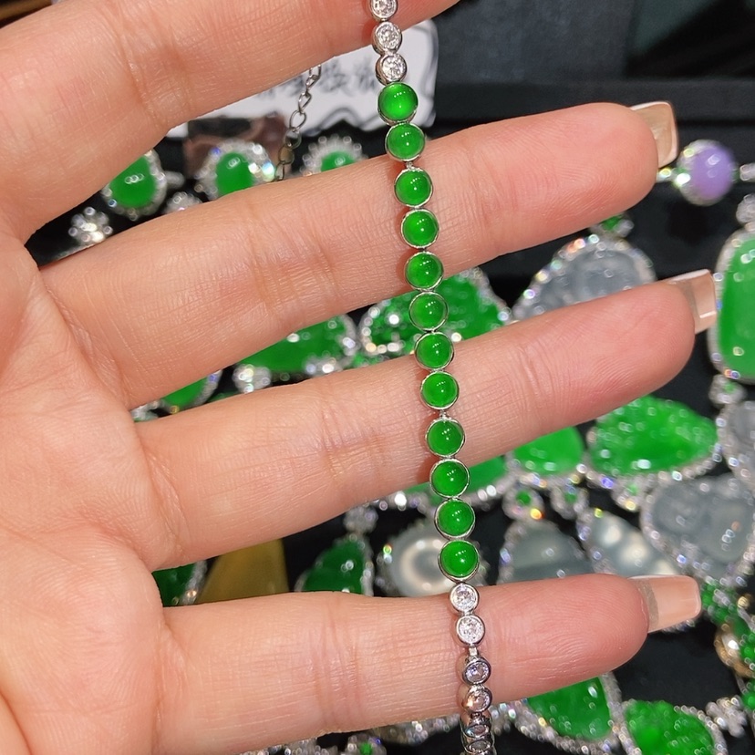 【闪购商品】翡翠手链未镶嵌天然翡翠