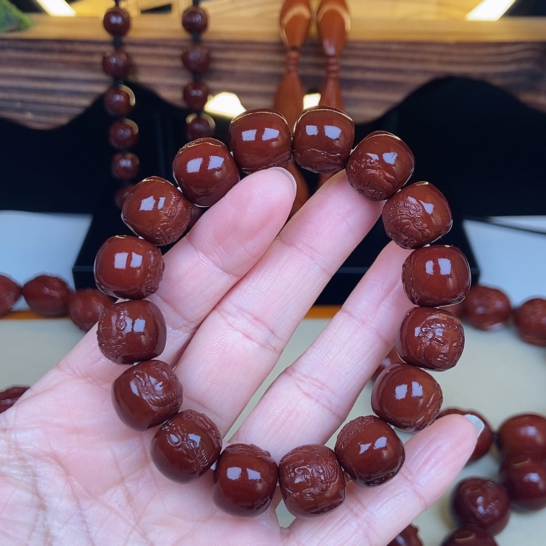 橄榄核吊坠手****4老型观音