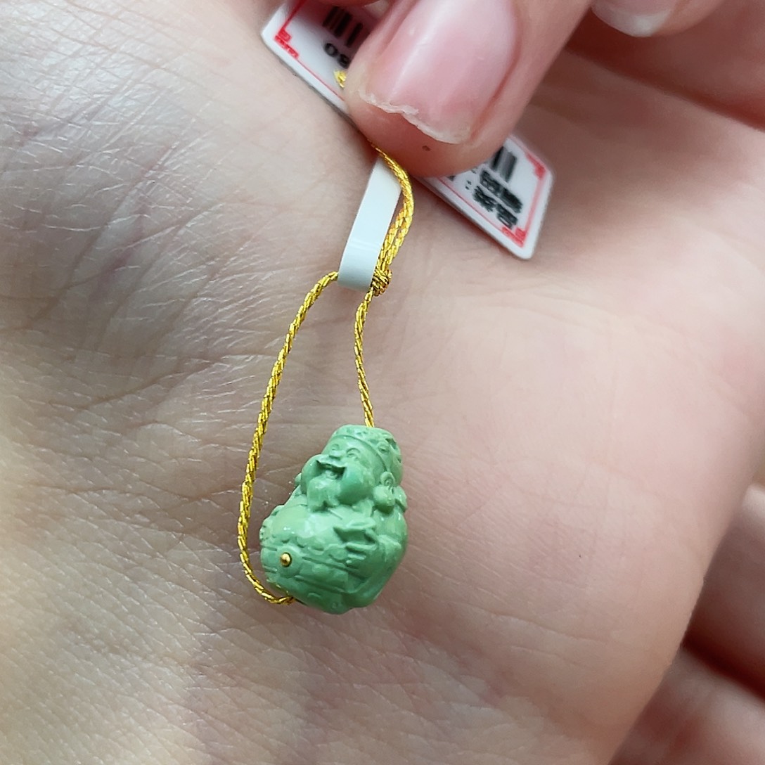 绿松石颈饰未镶嵌