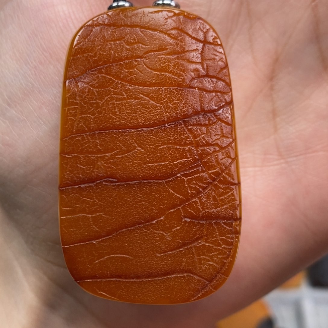 琥珀吊坠(赠链)未镶嵌