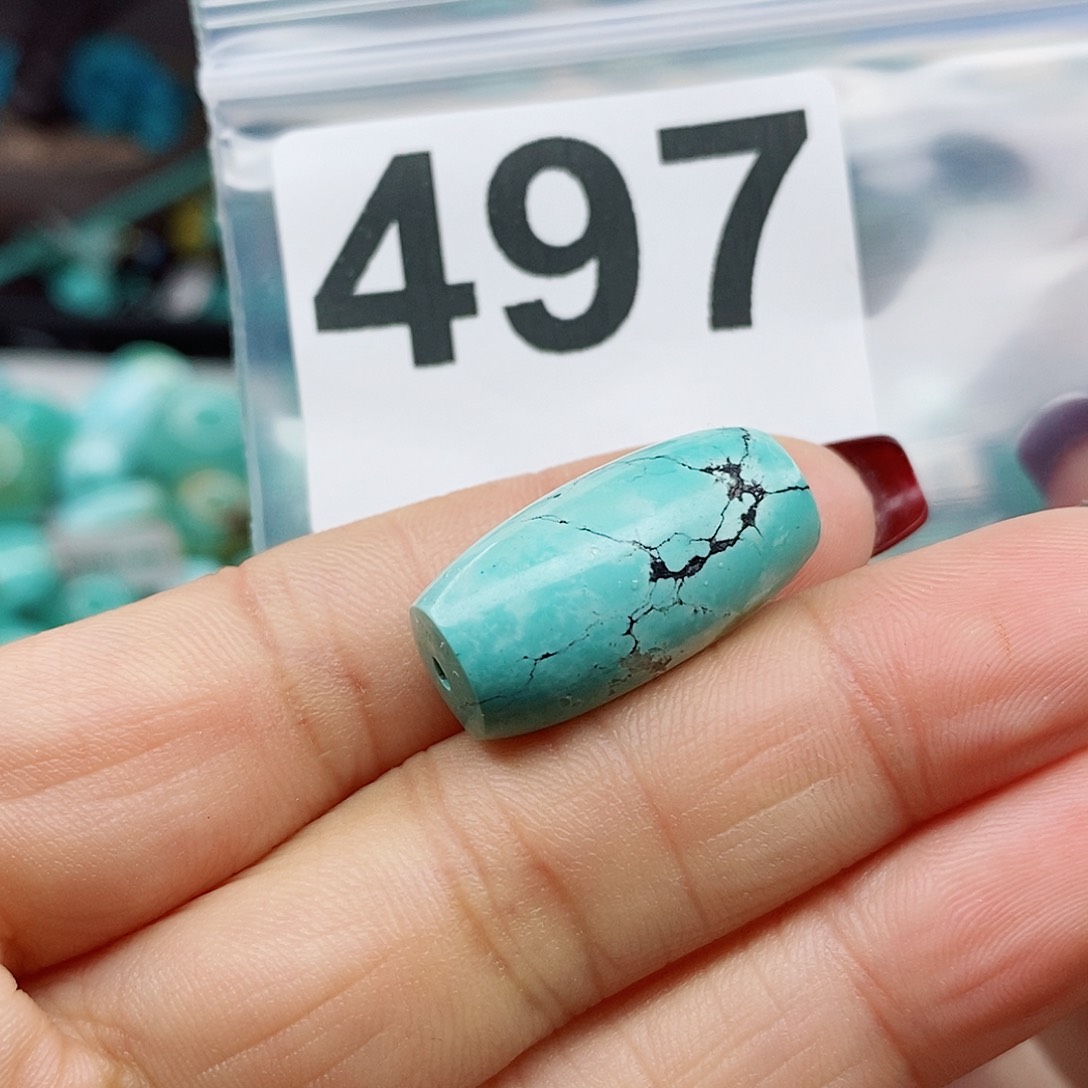 绿松石颈饰未镶嵌