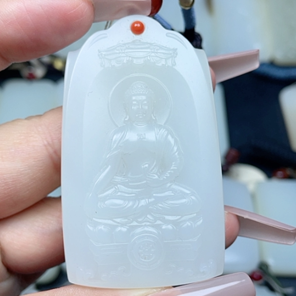 【闪购商品】颈饰未镶嵌和田玉