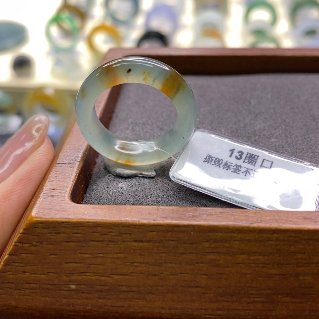 翡翠戒指未镶嵌戒指