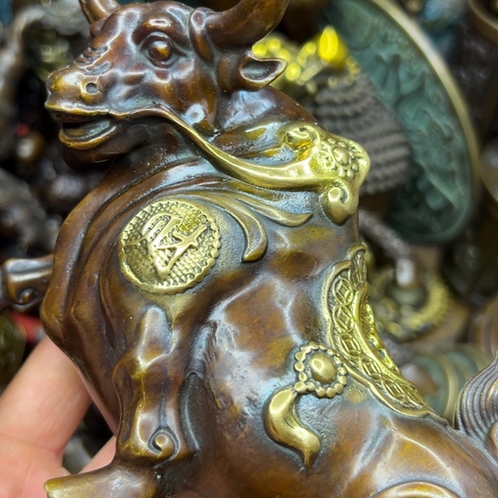 专属定制精美铜摆件