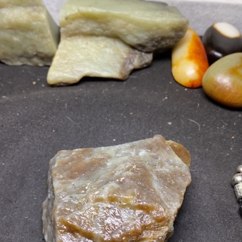 和田玉珠宝奇石未镶嵌