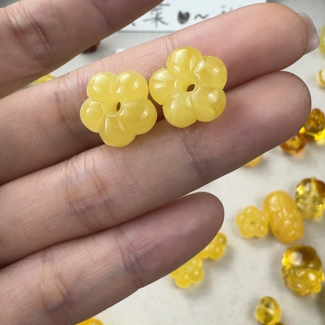 n***暖蜜蜡未镶嵌珠宝奇石全品一对备注打孔