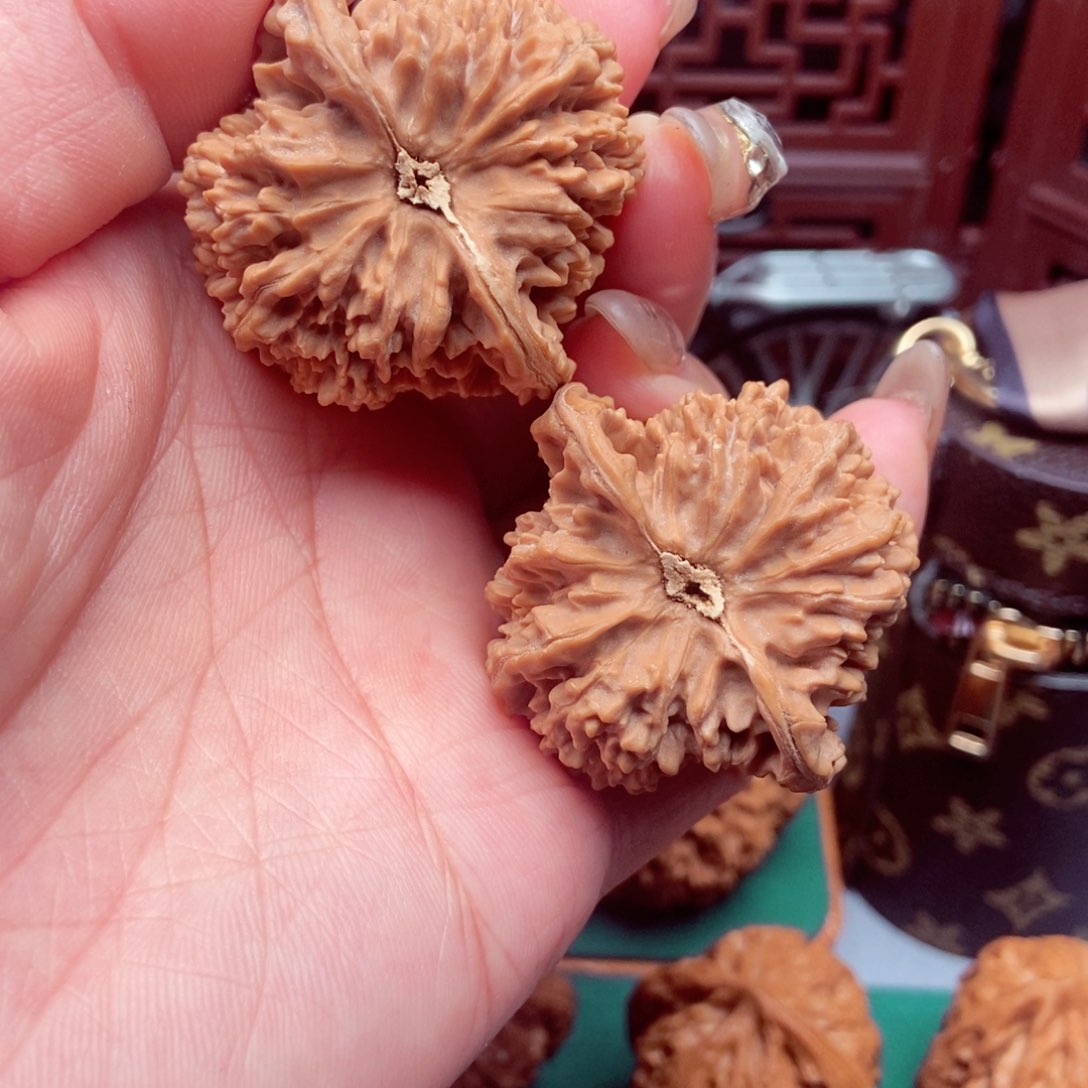 文玩核桃吊坠满天星全41