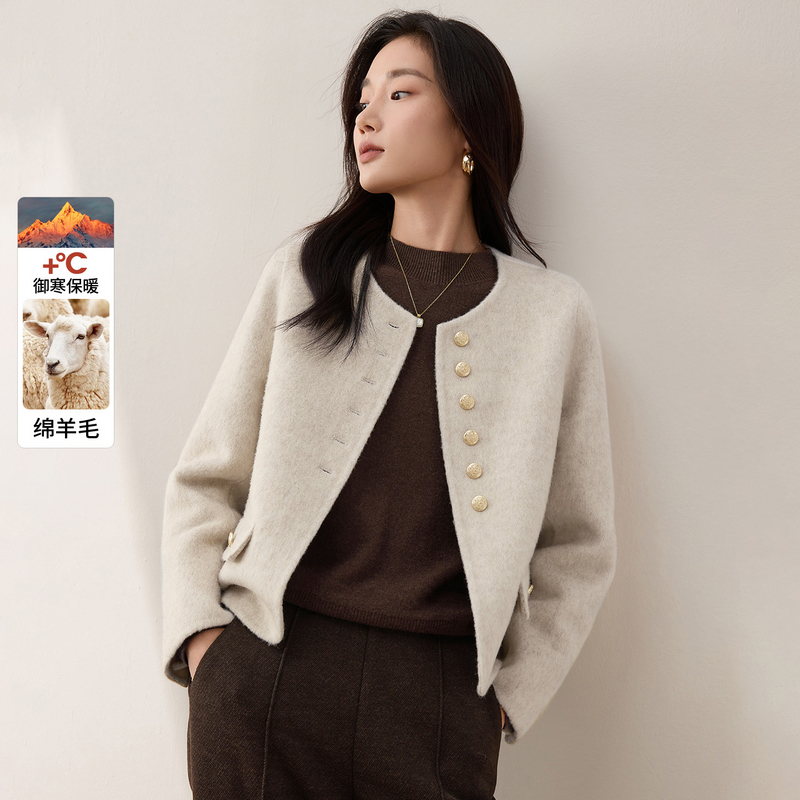 绵羊毛优雅气质通勤圆领浮雕金属扣长袖短款厚保暖毛呢外套56591