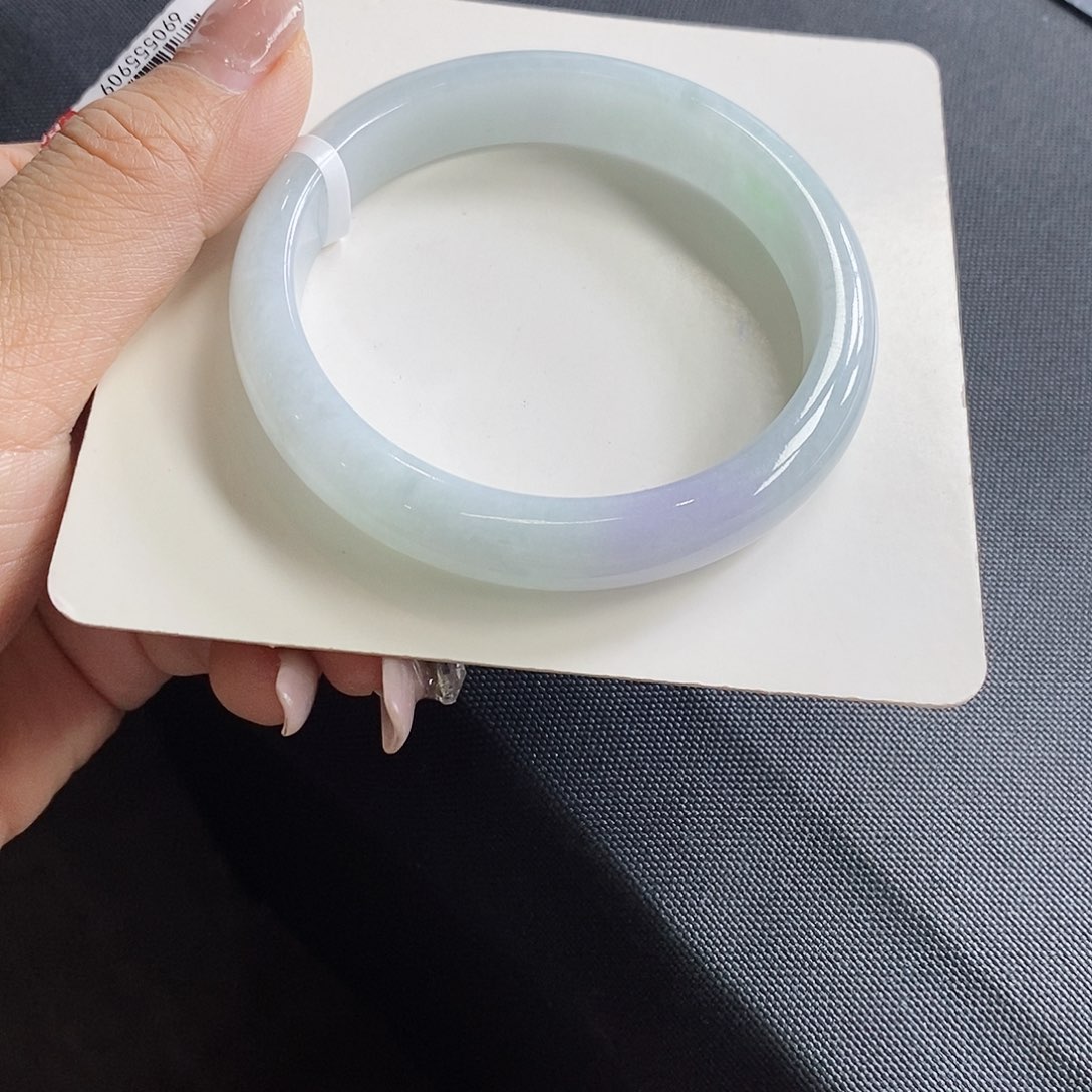 翡翠手镯未镶嵌55.8圈口