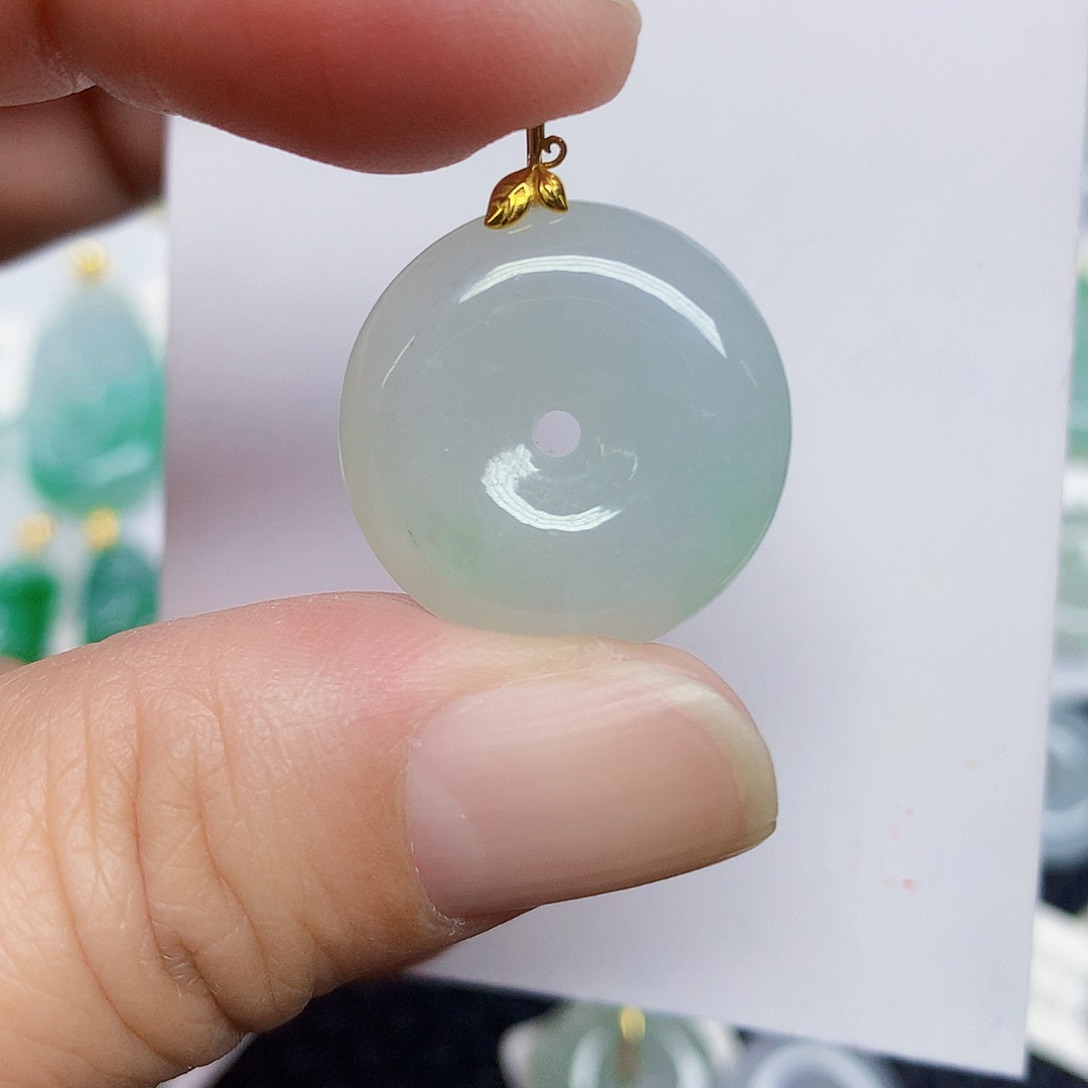 翡翠18K金镶嵌颈饰355785